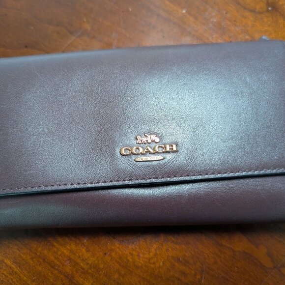 Coach Large Mauve Faux Leather Wallet - Picture 1 of 7